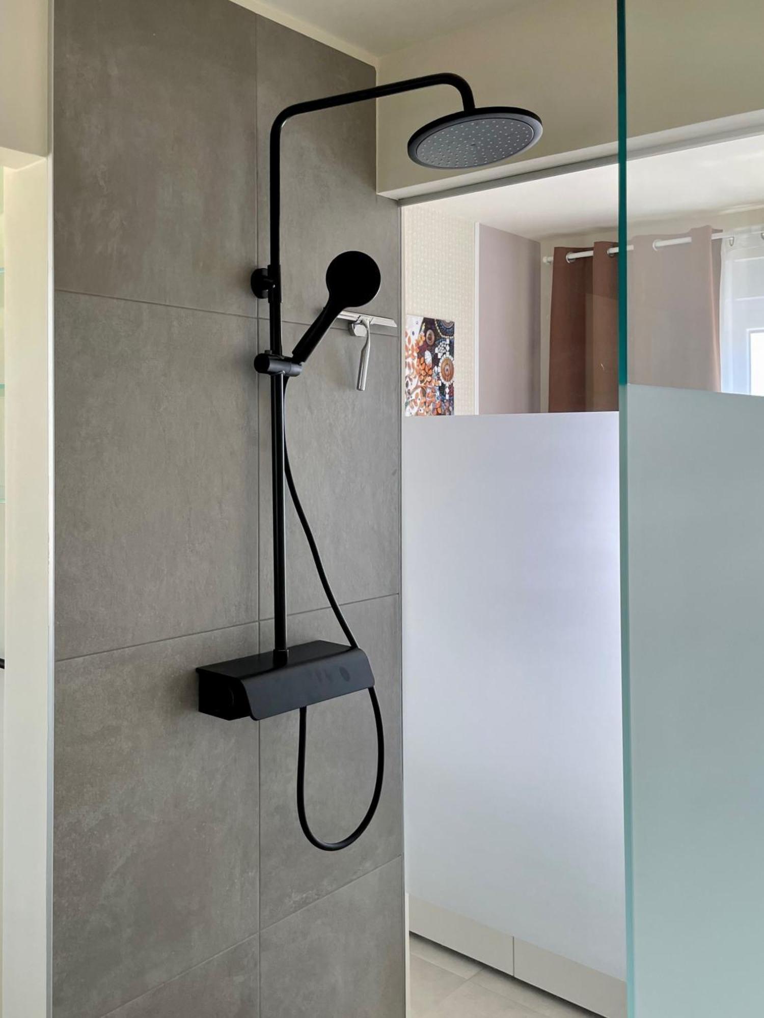Ferienwohnung Mit Beheiztem Pool, 60 M Vom Strand マスレニツァ エクステリア 写真